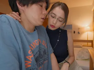 Chăm sóc bố Người chồng già, người tình của con trai phát hiện dương vật của bố to hơn Chồng yêu quá nhiều
